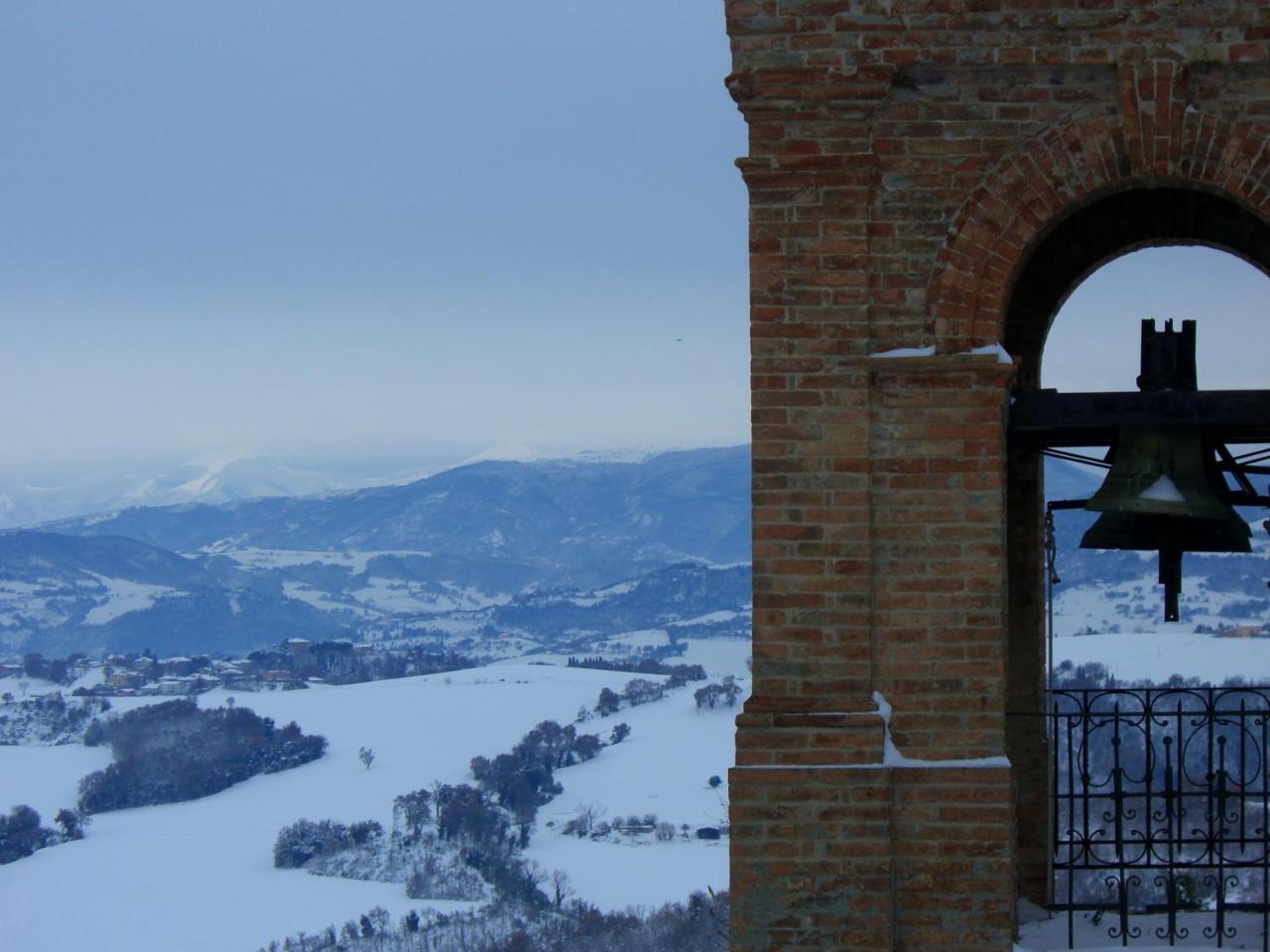 Agriturismo Pozzuolo Serrungarina エクステリア 写真