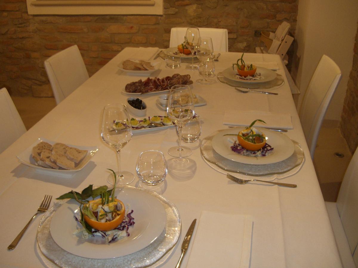 Agriturismo Pozzuolo Serrungarina エクステリア 写真