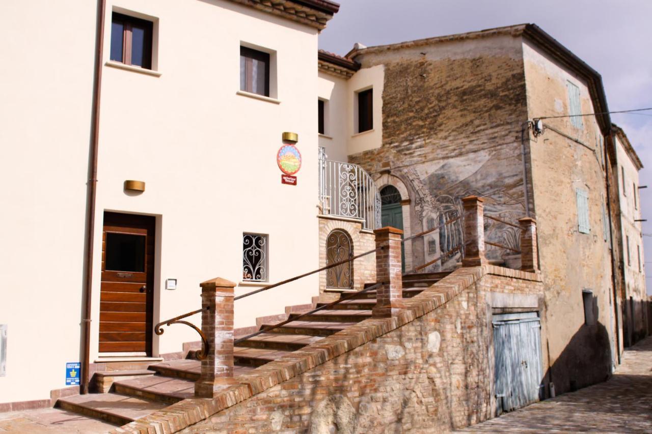 Agriturismo Pozzuolo Serrungarina エクステリア 写真